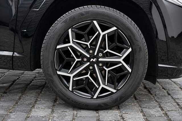 Hyundai TUCSON 1.6 T-GDi 13.8kWh N Line S SUV 5dr Petrol Plug-in Hybrid Auto 4WD Euro 6 (s/s) ( Phantom Black