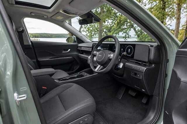 Hyundai KONA 1.6 h-GDi Ultimate SUV 5dr Petrol Hybrid DCT Euro 6 (s/s) (138 ps)