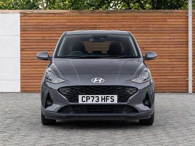 Hyundai i10 1.2 Premium Hatchback 5dr Petrol Manual Euro 6 (s/s) (84 ps)