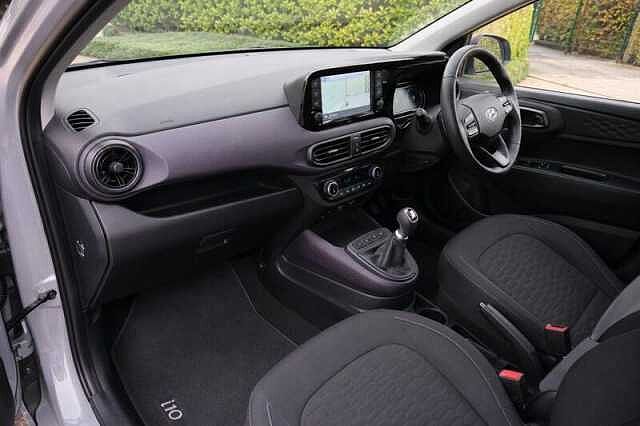 Hyundai i10 1.2 Premium Hatchback 5dr Petrol Manual Euro 6 (s/s) (84 ps)