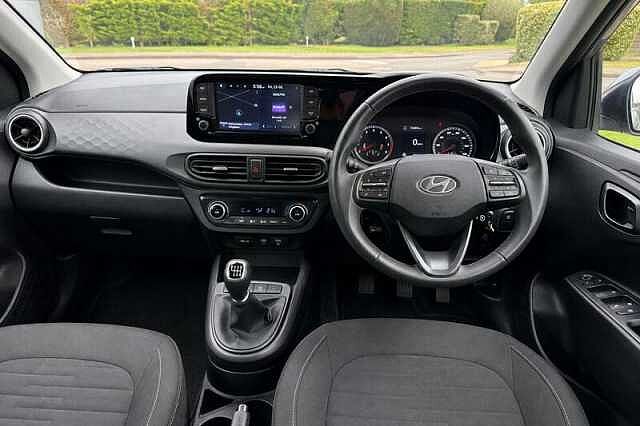 Hyundai i10 1.2 Premium Hatchback 5dr Petrol Manual Euro 6 (s/s) (84 ps)