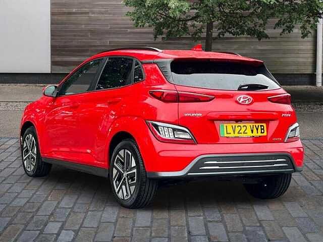 Hyundai KONA 64kWh Premium SUV 5dr Electric Auto (10.5kW Charger) (204 ps)
