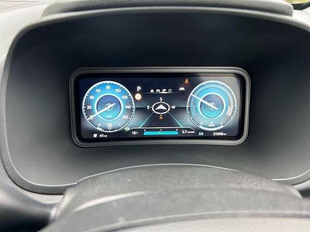 Hyundai KONA 64kWh Premium SUV 5dr Electric Auto (10.5kW Charger) (204 ps)