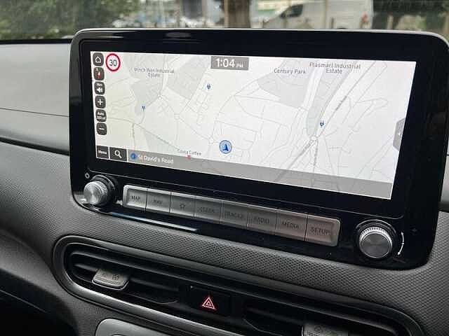 Hyundai KONA 64kWh Premium SUV 5dr Electric Auto (10.5kW Charger) (204 ps)