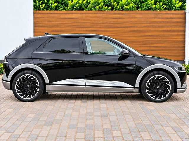 Hyundai IONIQ 5 73kWh Ultimate Tech Pack & Eco Pack Hatchback 5dr Electric Auto AWD (305 ps)