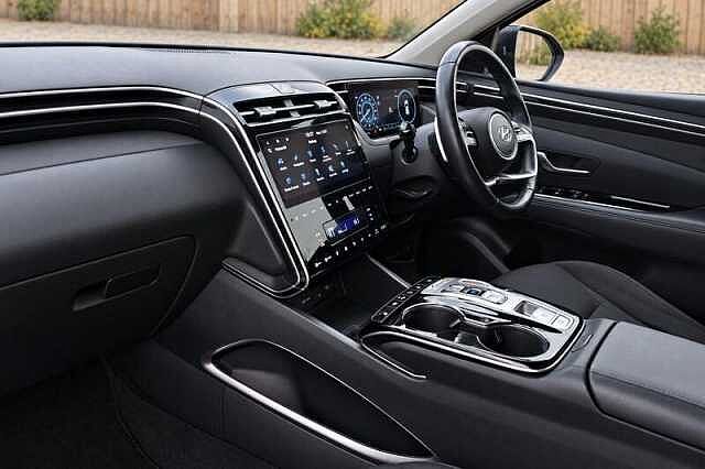 Hyundai TUCSON 1.6 T-GDi 13.8kWh Premium SUV 5dr Petrol Plug-in Hybrid Auto 4WD Euro 6 (s/s) (2