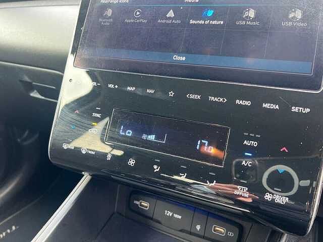 Hyundai TUCSON 1.6 h T-GDi Premium SUV 5dr Petrol Hybrid Auto Euro 6 (s/s) (230 ps)