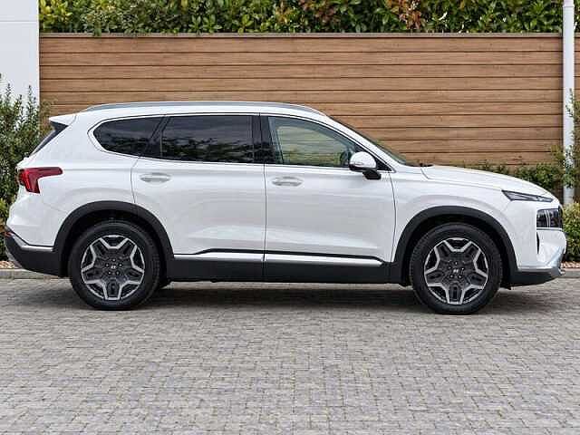 Hyundai SANTA FE 1.6 h T-GDi Ultimate SUV 5dr Petrol Hybrid Auto 4WD Euro 6 (s/s) (230 ps) White Cream