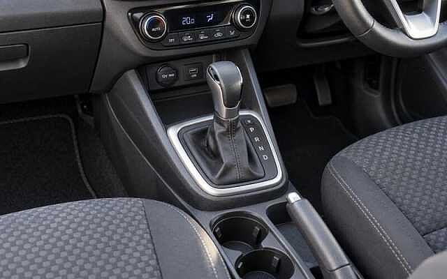 Hyundai i10 1.2 Premium Hatchback 5dr Petrol Auto Euro 6 (s/s) (84 ps)
