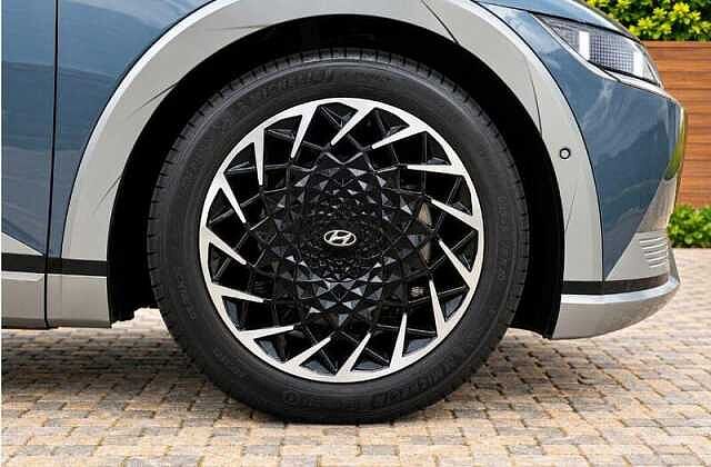 Hyundai IONIQ 5 73kWh Ultimate Hatchback 5dr Electric Auto (217 ps)